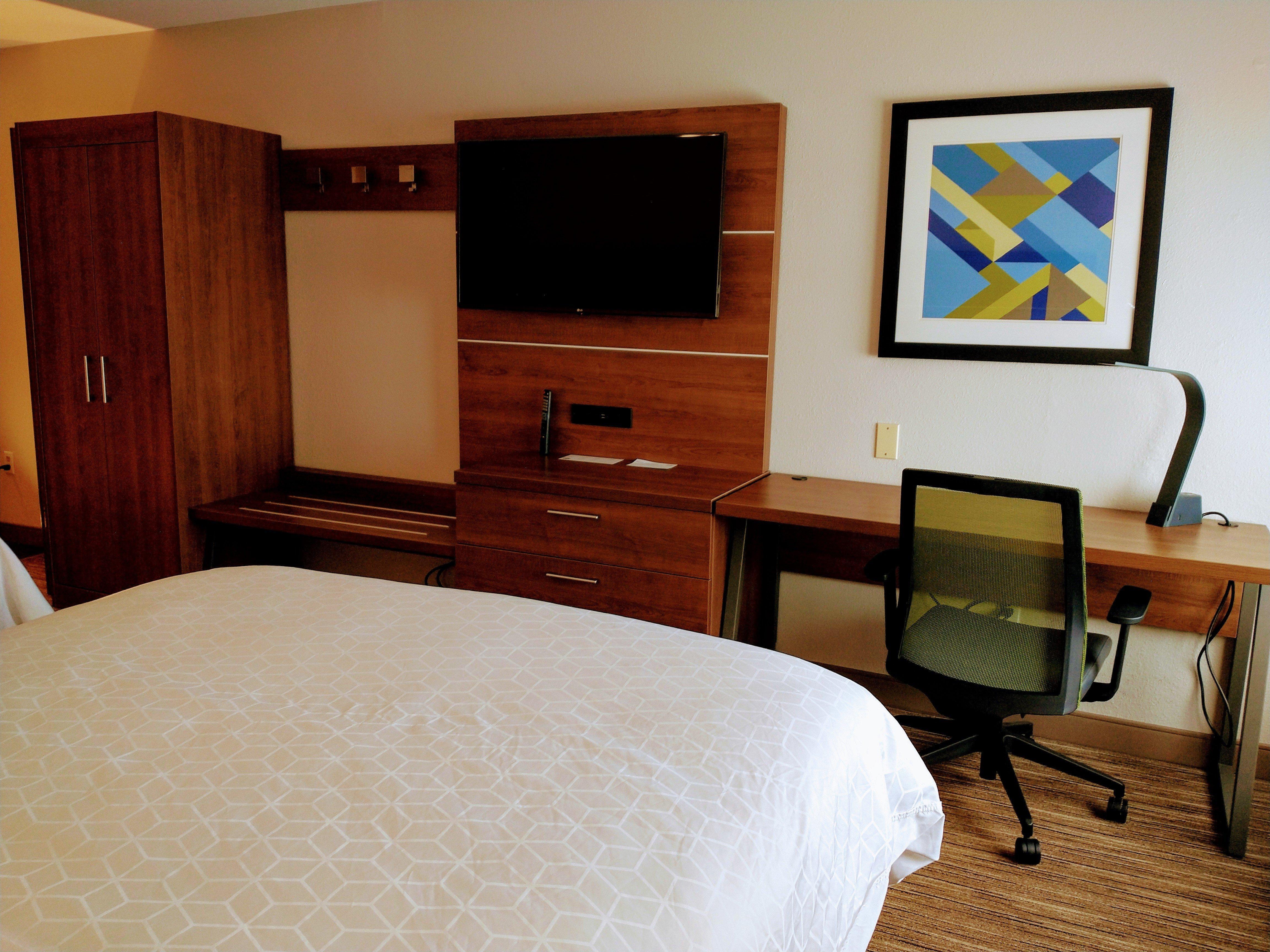 Holiday Inn Express Hotel & Suites Madison By Ihg Buitenkant foto