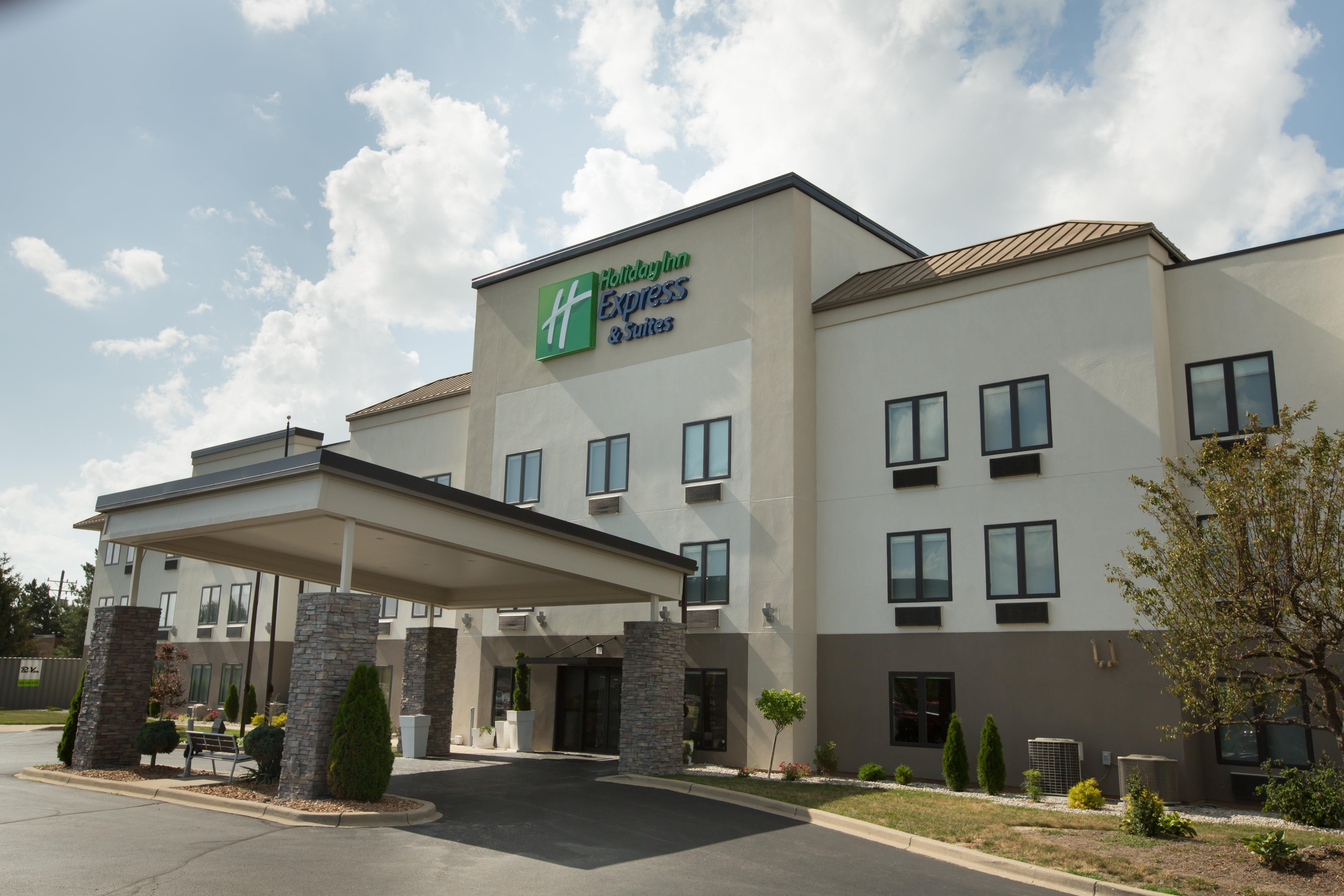 Holiday Inn Express Hotel & Suites Madison By Ihg Buitenkant foto