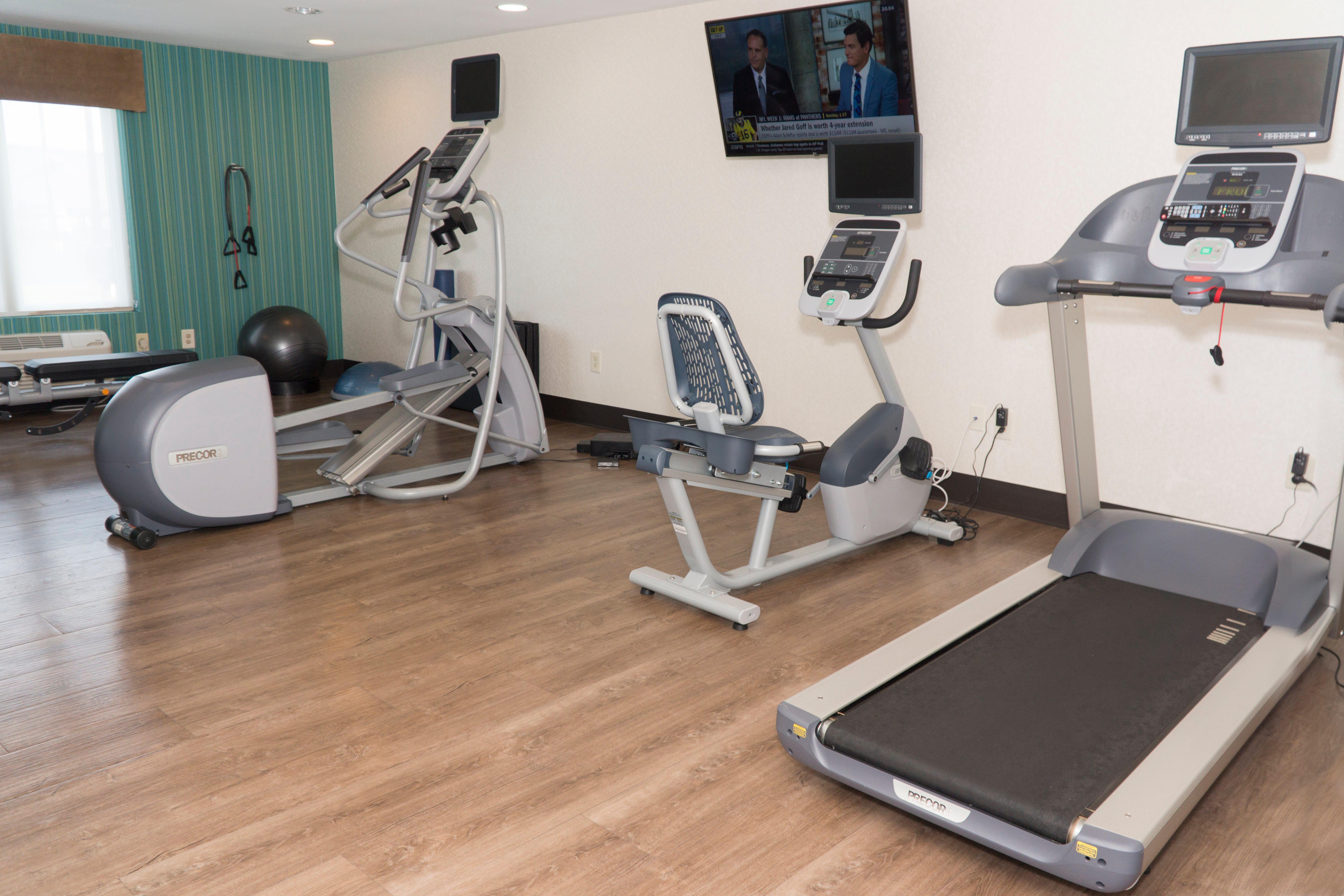 Holiday Inn Express Hotel & Suites Madison By Ihg Buitenkant foto